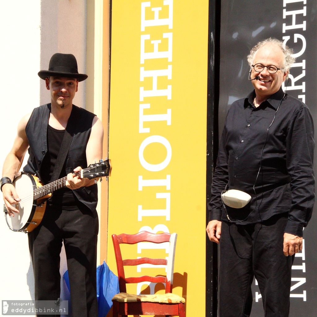 2015-07-04 Tam Tam Objektentheater - Roestige Spijkers en Andere Helden 001